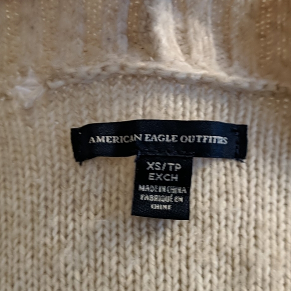 Cream sweater - Picture 2 of 3